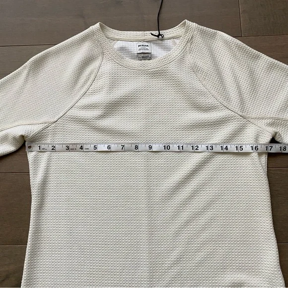 Prana Wensley Long Sleeve Wool Blend Thermal Top XS - Picture 11 of 12